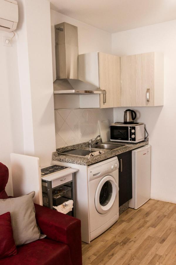 R&m C/sierpes 46 Appartement *