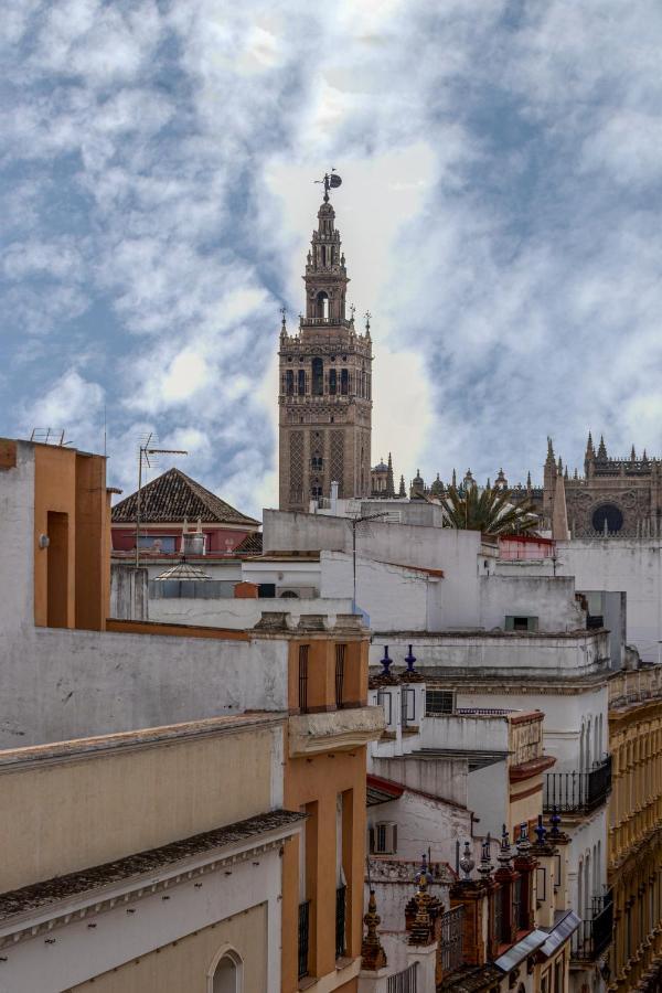 R&m C/sierpes 46 Apartamento